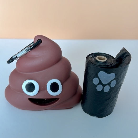 Silicone Dog Poop Bag Dispenser - Picture 4 of 5